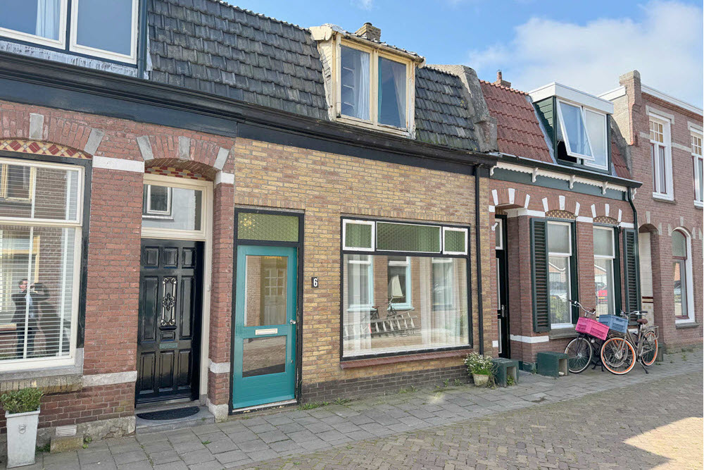 Emmastraat 6